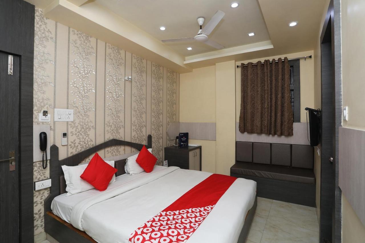 Rahil Palace Hotel *